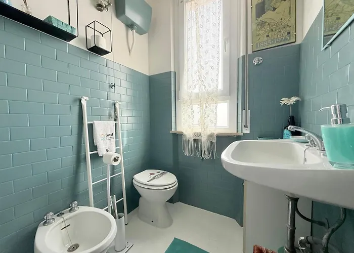 Se225 - Senigallia, Vista Mare Con Posto Auto