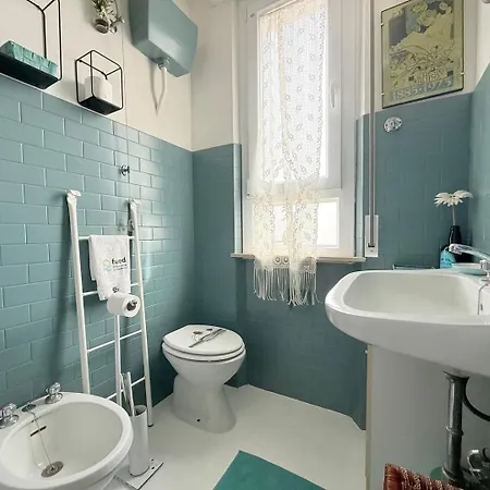 Se225 - Senigallia, Vista Mare Con Posto Auto