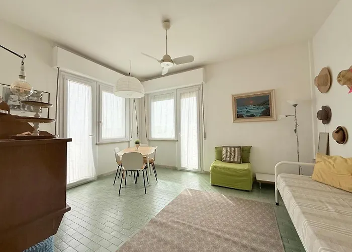 Se225 - Senigallia, Vista Mare Con Posto Auto