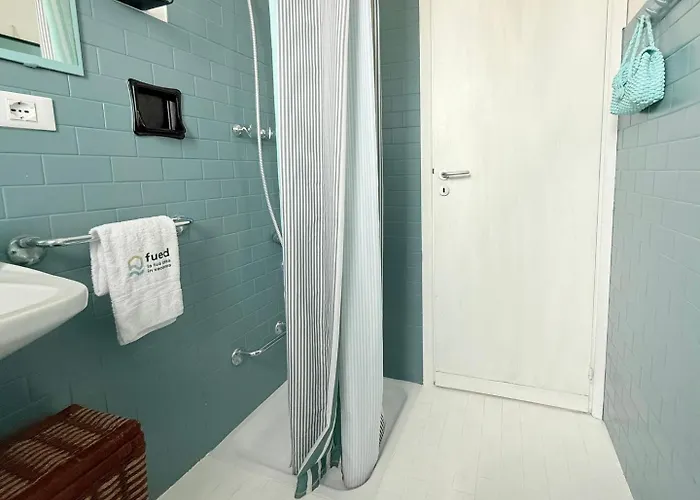 Se225 - Senigallia, Vista Mare Con Posto Auto * セニガッリア